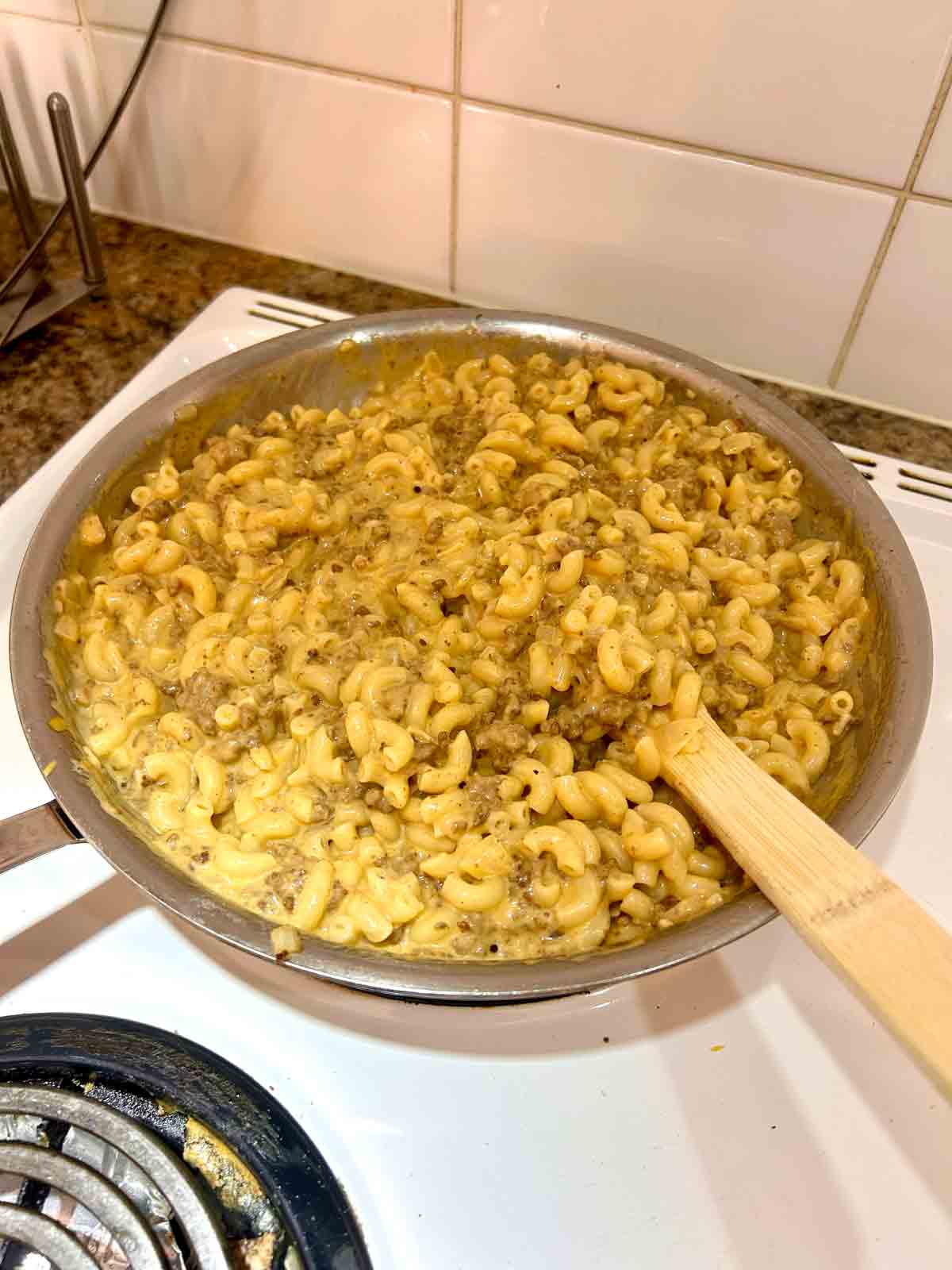 macaroni stirred into cheeseburger sauce.