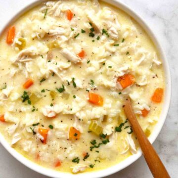 bowl of chicken and rice soup.