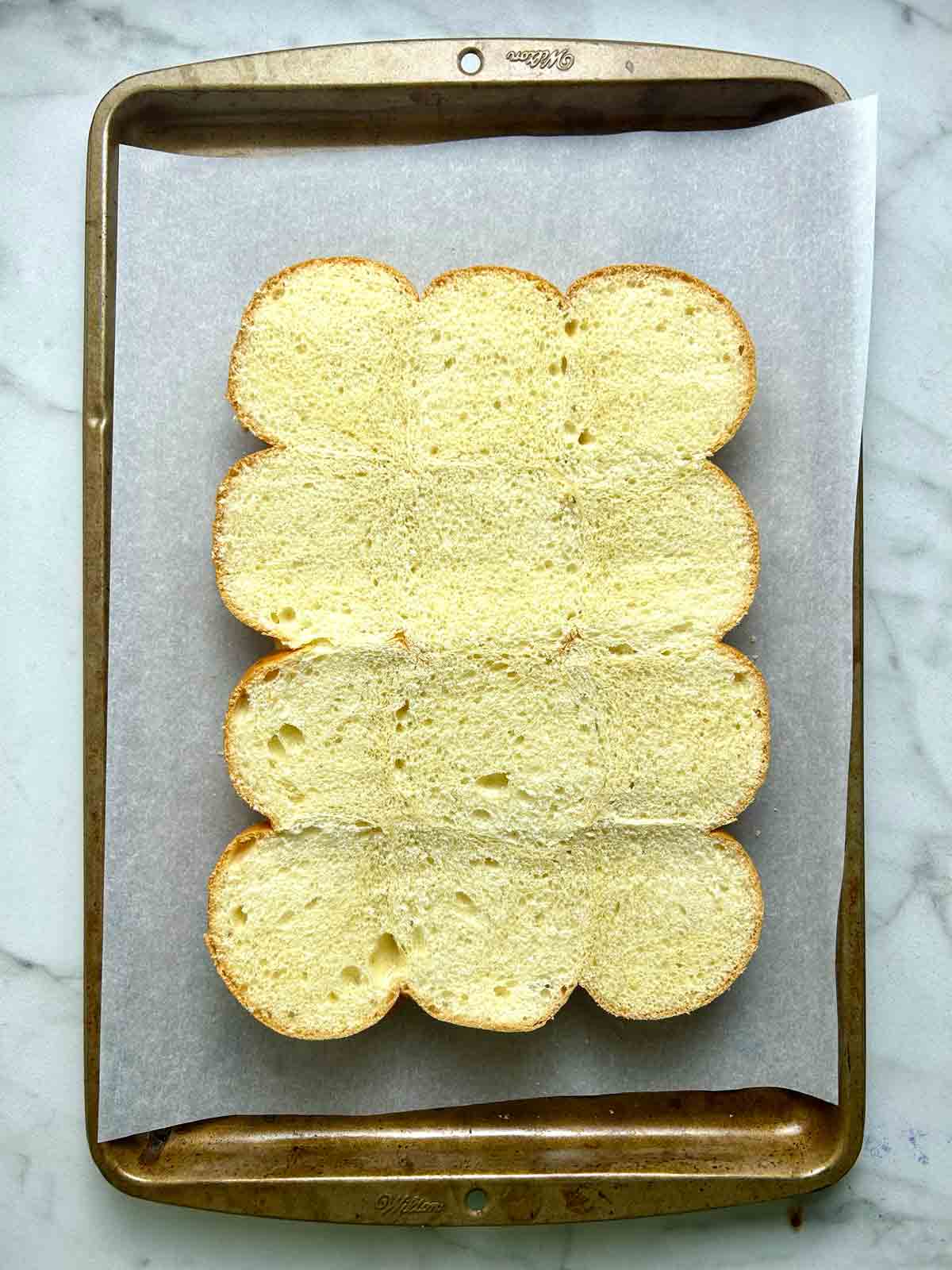 slider buns sliced in half.