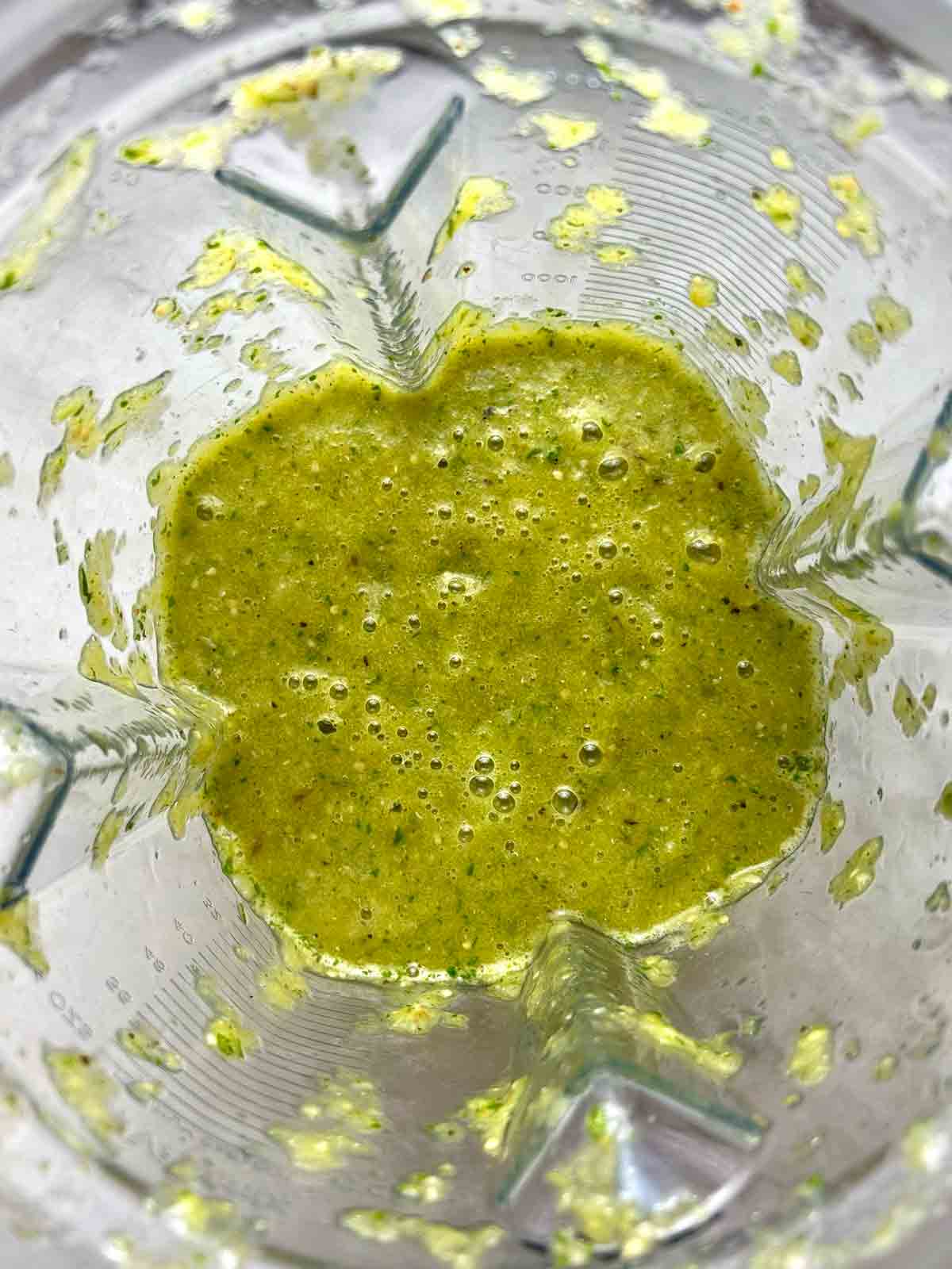 salsa verde blended in blender.