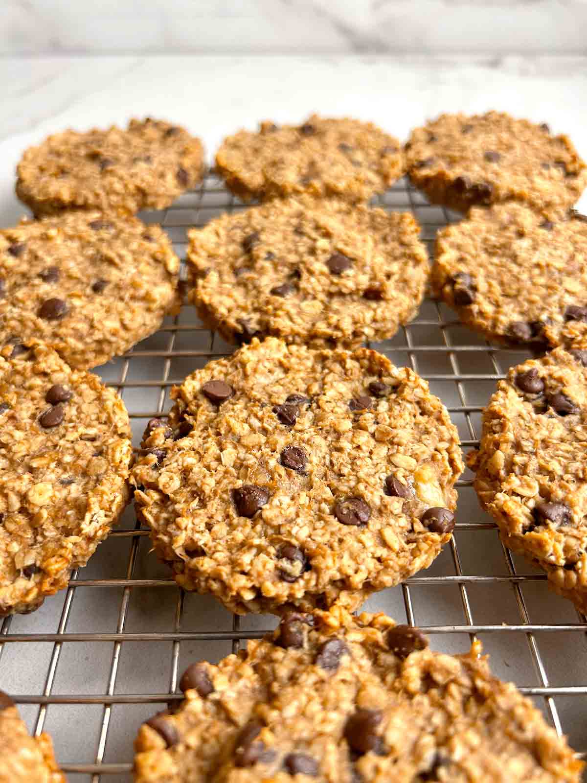 close up of breakfast cookies on wire rack.